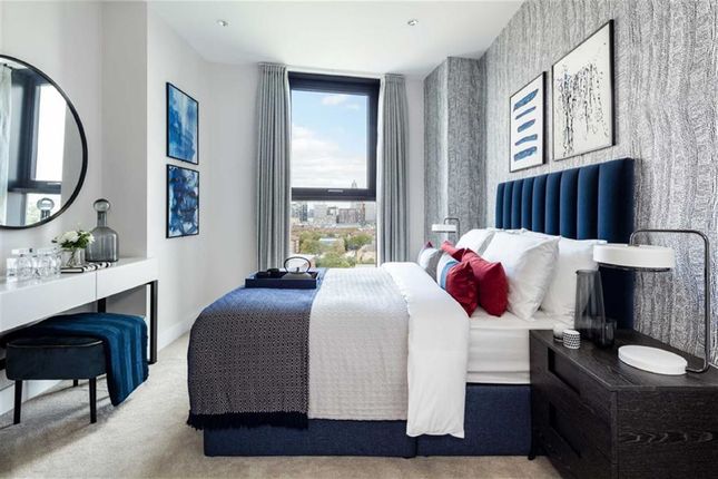 Flat for sale in Acacia Road, Wood Green, London