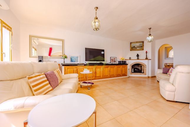 Villa for sale in Guime, Lanzarote, Spain