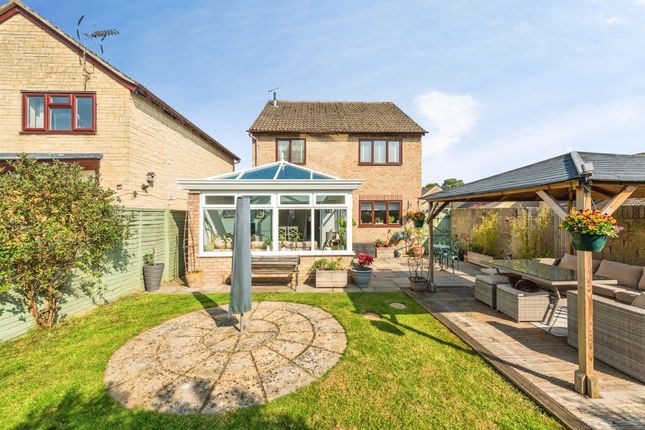 497, Thorney Leys, WITNEY photo 4
