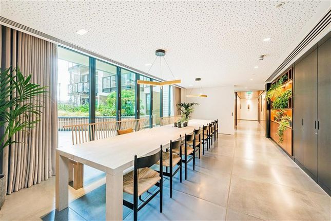 Flat for sale in Plimsoll Building, London