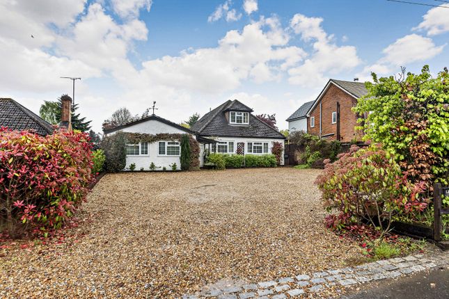 Thumbnail Detached house for sale in Pangbourne Road, Upper Basildon, Reading, Berkshire