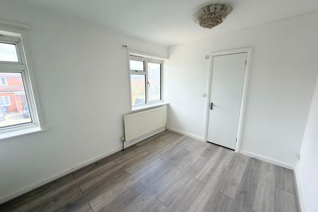 52, Brancker Road, Kenton photo 2