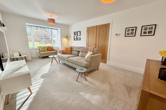 46, Westfield Lane, Leeds photo 3