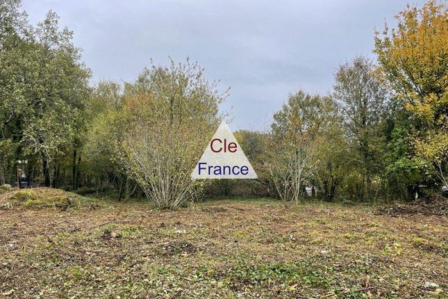 Land for sale in Mouthiers-Sur-Boeme, Poitou-Charentes, 16440, France