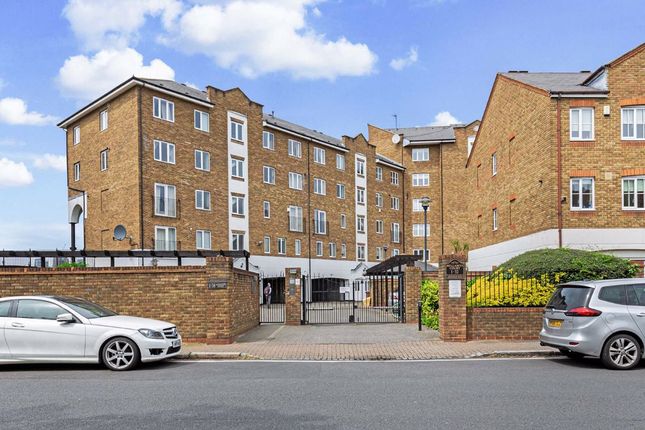 2 bed flat for sale in Abbotshade Road, London SE16