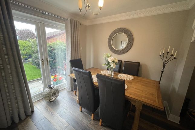 28, Brackenbeds Close, Chester Le Street photo 3