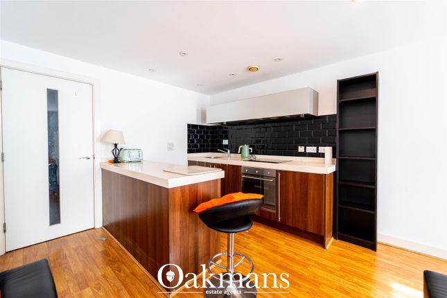 APARTMENT 176, ORION BUILDING, BIRMINGHAM photo 3