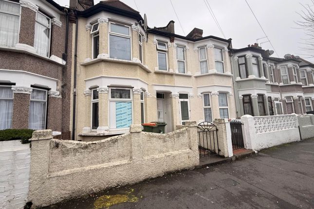 3-bed house on 15, Bartle Avenue, London, £500,000