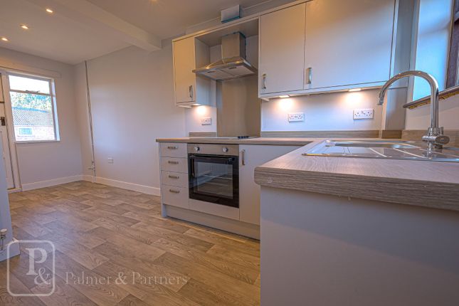 Hazelton Road, Essex photo 3