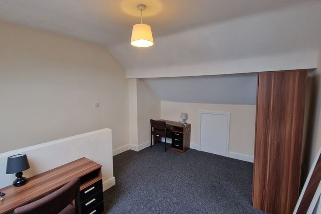 Terraced house to rent in Harley Street, Nottingham