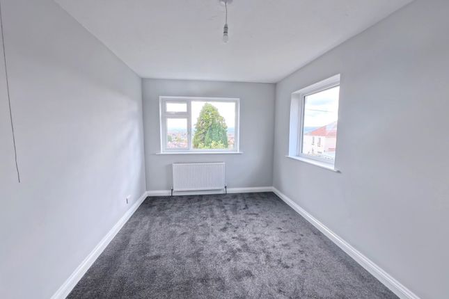 St. Judes Terrace, Weston-super-Mare photo 2