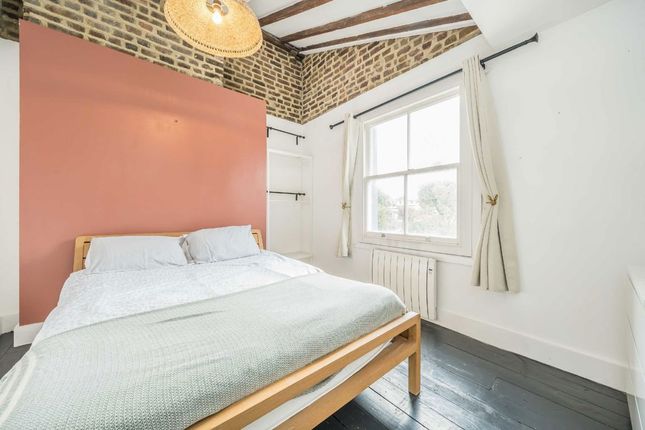 Flat D, 761, Wandsworth Road, London photo 3