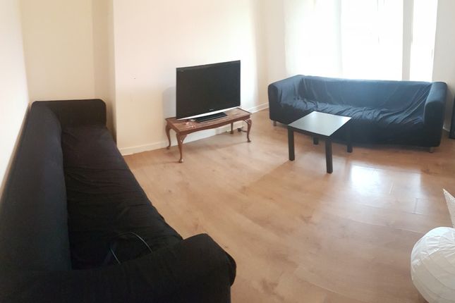 Town house to rent in Egerton Road, Fallowfield, Manchester