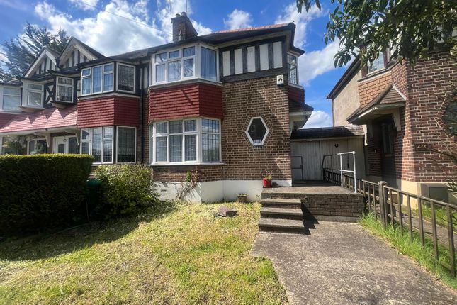 Thumbnail End terrace house to rent in Chigwell Road, Woodford Green
