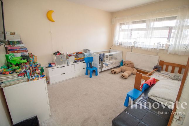 23, Lea Avenue, Wednesbury photo 5