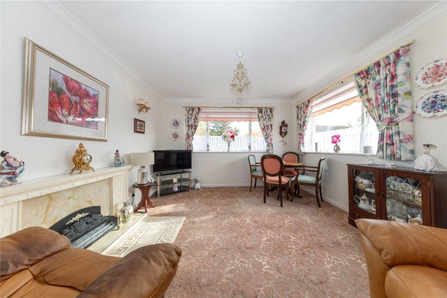 12, Ruskin Court, Buckinghamshire photo 4