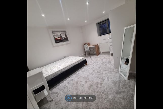 A Glossop Street, Glossop Street Apartments, Leeds photo 5