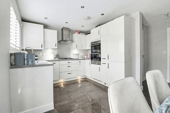 4 Parsons Avenue, Southampton photo 2