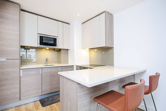 Flat for sale in Aerodrome Road, Colindale, London