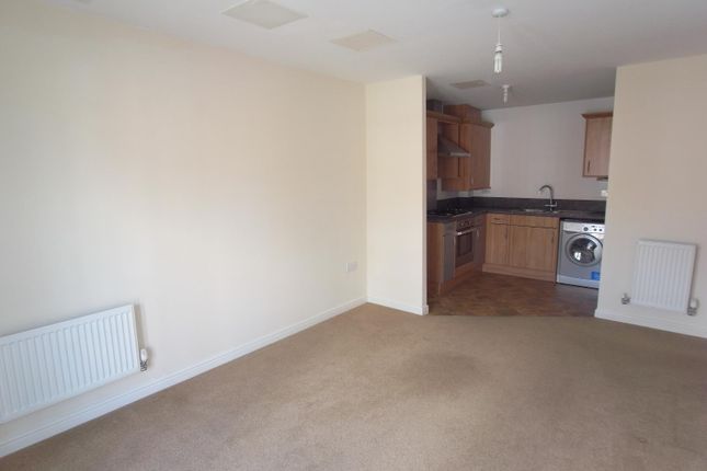 14, Temple Court, West Yorkshire photo 3