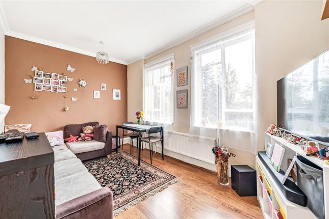 Flat 3, 7, Montpelier Road, London photo 2