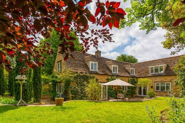 4 Bed Barn Conversion For Sale In Mill Street Duddington