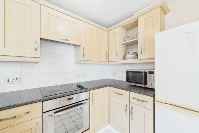 46 Mckenzie Court, Maidstone photo 4