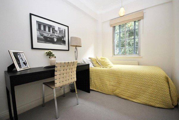 Flat for sale in Wigmore Court, Wigmore Street, Marylebone, London