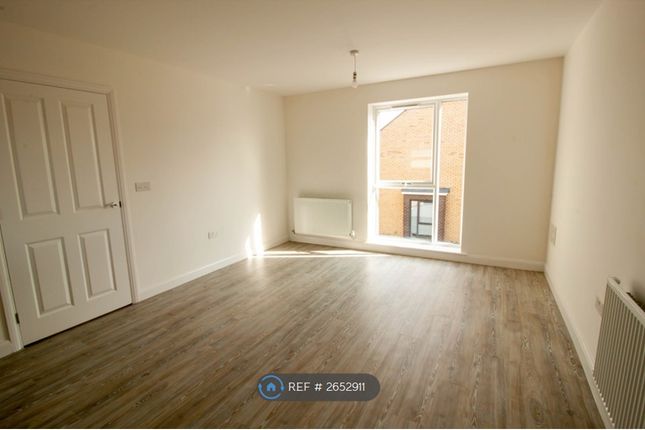 Spacious Living Area