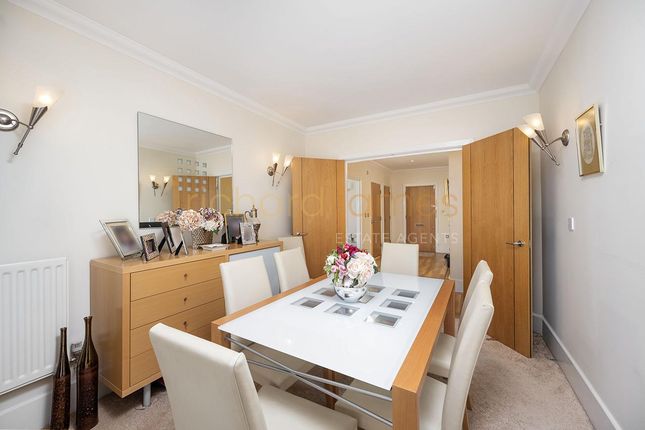1 Etienne House, St Vincent's Lane, London photo 3