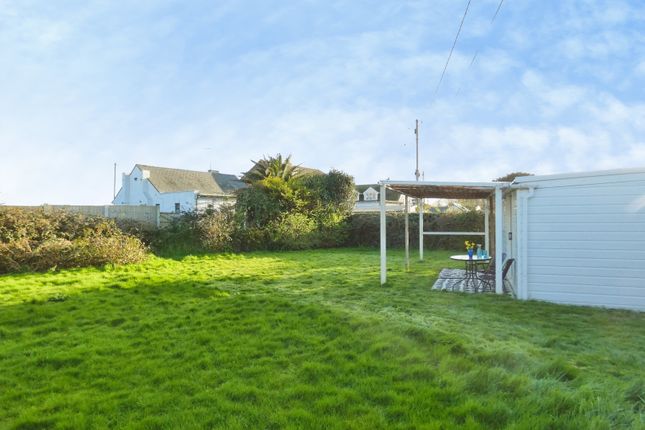 31, Links Crescent, Romney Marsh photo 3