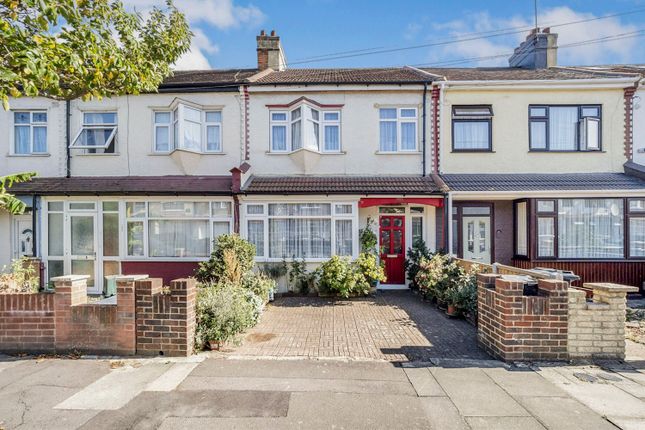 Thumbnail Terraced house for sale in Hampton Road, Ilford