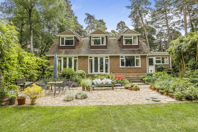 Thumbnail Detached house for sale in Heathermount Drive, Crowthorne, Berkshire