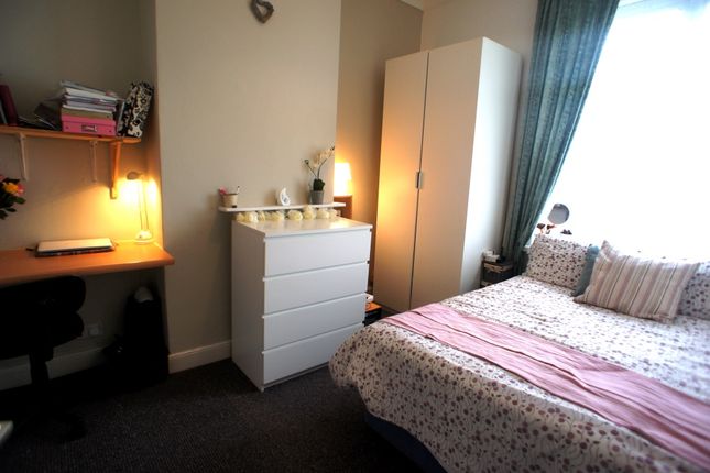 2, St Peters Street, Cardiff photo 4