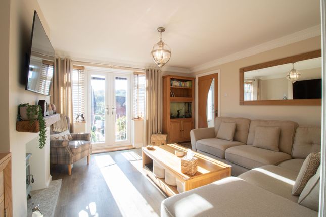 1 Beechwood Close, Newport photo 3