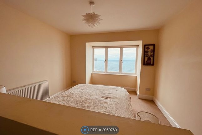 Flat to rent in The Parade, Sandsend, Whitby