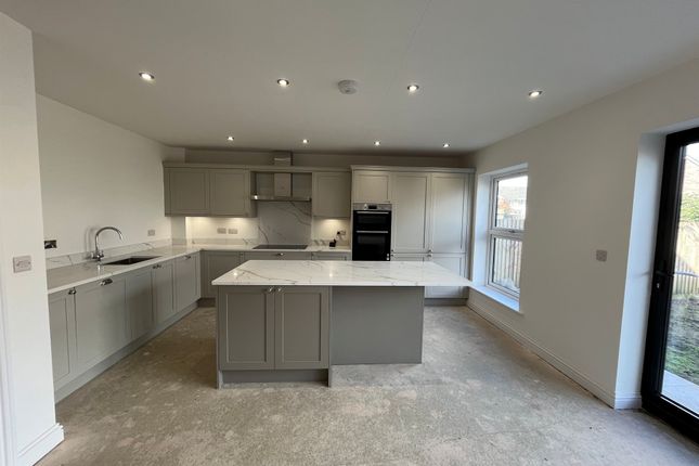 Plot 3, Whittlesey Gate, The Stamford, Peterborough Road, Peterborough photo 2
