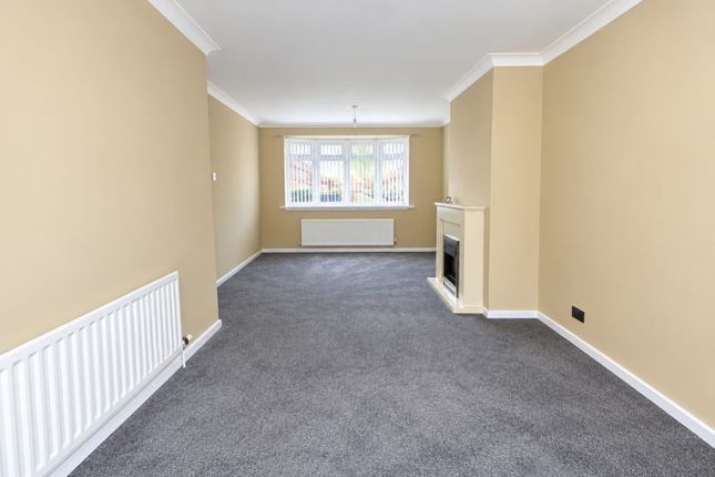 Almond Drive, Sunderland photo 3