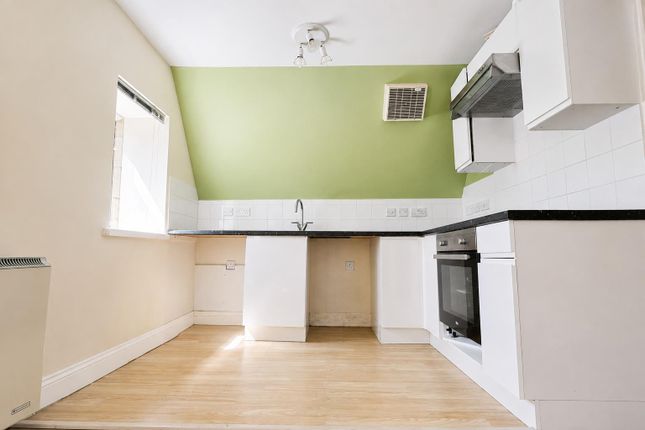 Flat 18, Conway Hall, Conway Mews, Brompton photo 4