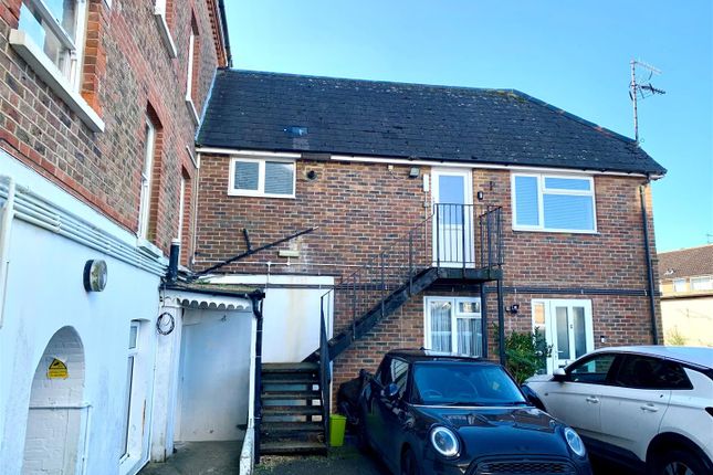 1-bed flat on Flat 10, The Stetson, 8, St. Catherines Road, Littlehampton, £895/mo