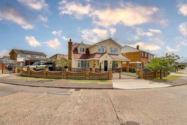 4-bed detached on 30, Barbara Avenue, Canvey Island, £500,000