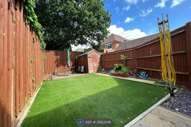 Tiggall Close, Earley, Reading photo 5