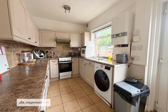 40, Hillside Rd, Haslingden photo 2