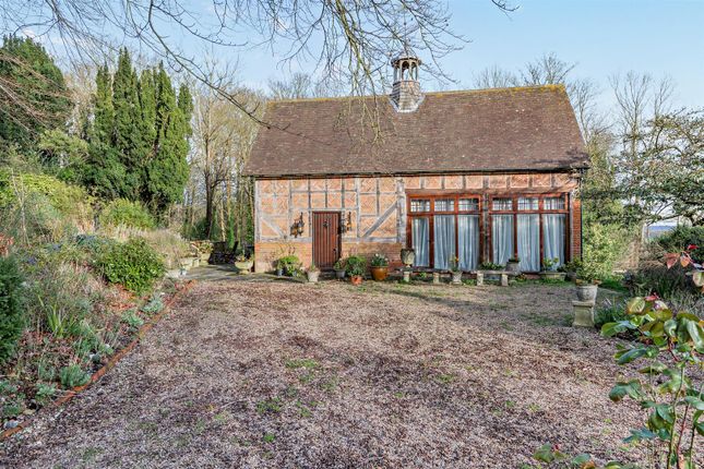 Thumbnail Detached house for sale in Thurnham Lane, Thurnham, Maidstone