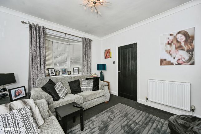 40, Norley Hall Avenue, Wigan photo 4
