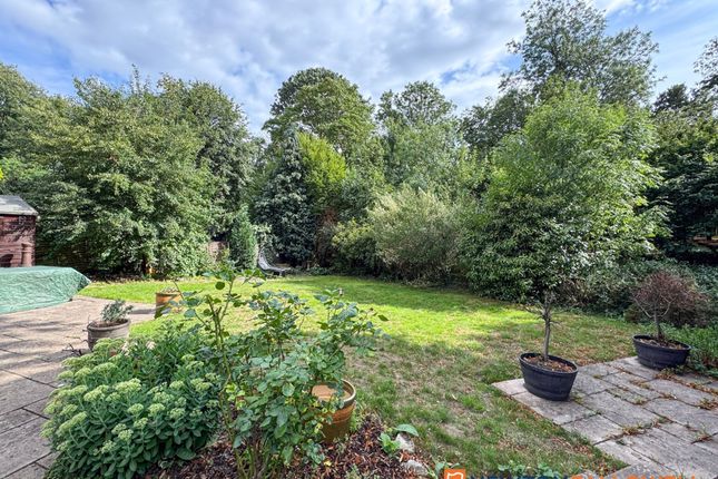 2 Home Farm Close, Newark photo 3