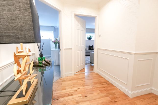 Flat for sale in School Lane, Bothwell