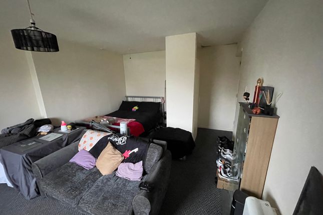 48, Tudor Court, Tipton photo 5