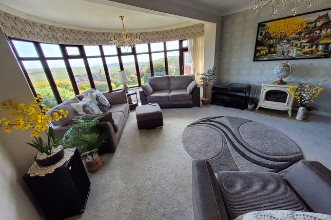 3, Warren Lane, Eastbourne photo 4