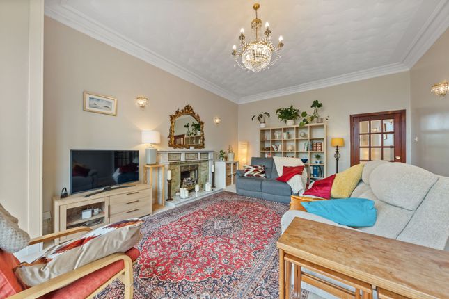 229 Sandyhills Road, Glasgow photo 2